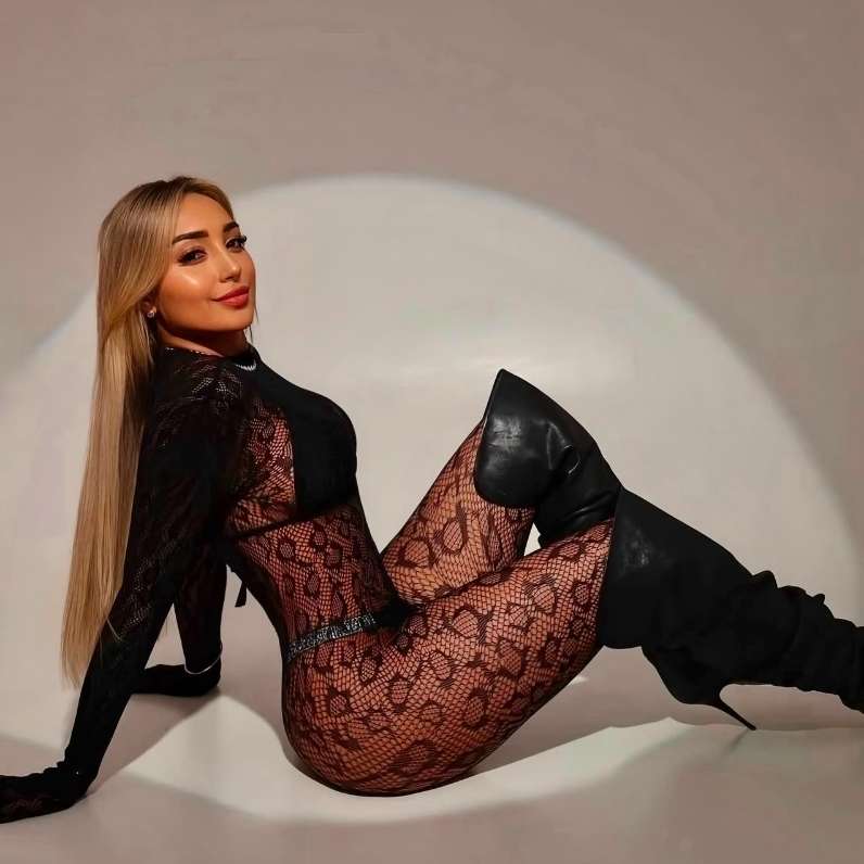 Escort Megan - Ibizahoney - 