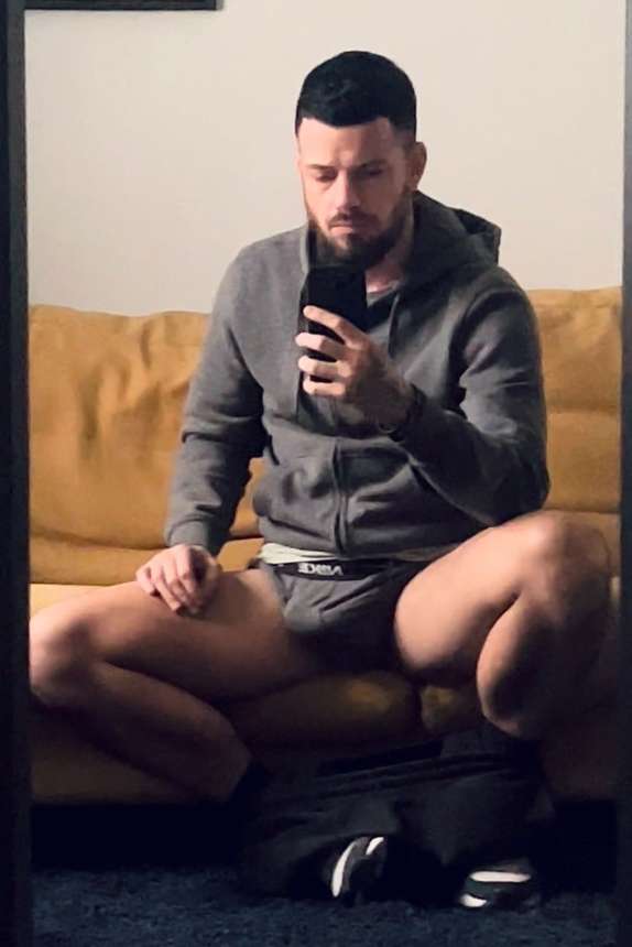 Escort Luis - Ibizahoney - 