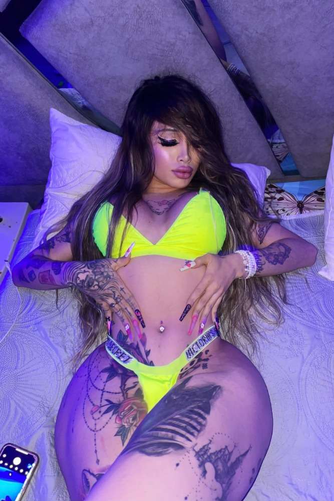 Escort Kitty - Ibizahoney - 