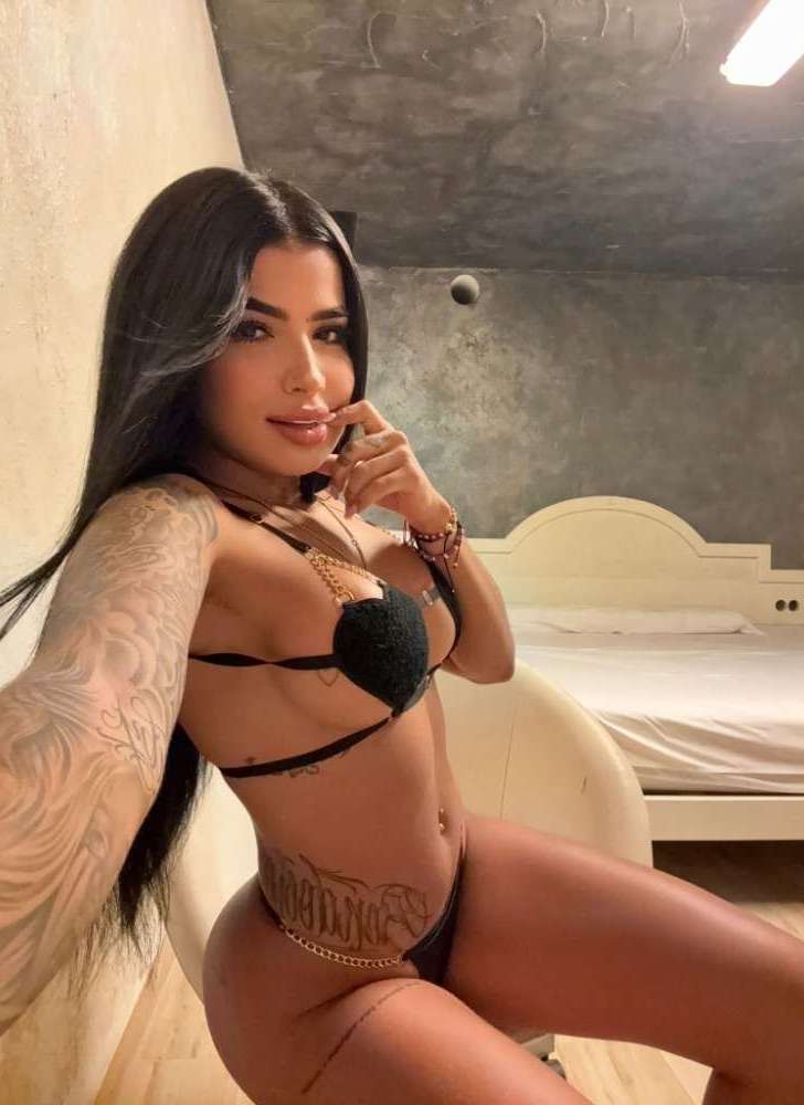 Escort Cloe - Ibizahoney - 