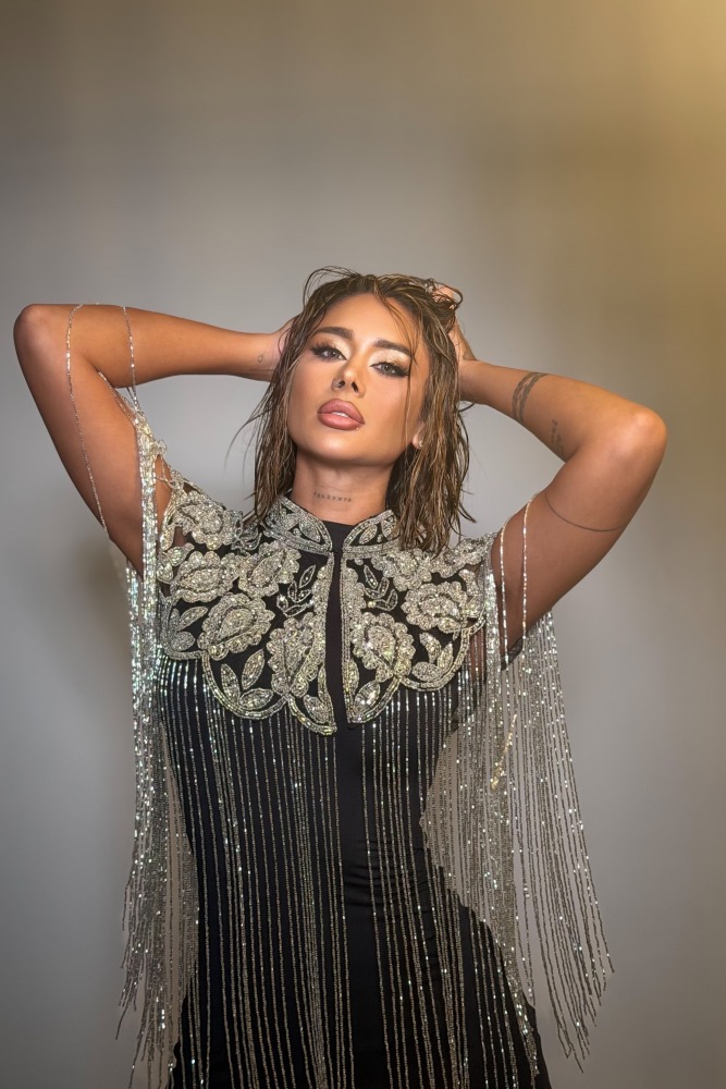 Escort Isis - Ibizahoney - Let yourself get to know Isis, a beautiful and young Colombian who has reached Ibiza to live an unforgettable experience. With 27 years and a height of 170cm, Isis is the... - Galeria Vertical (6)