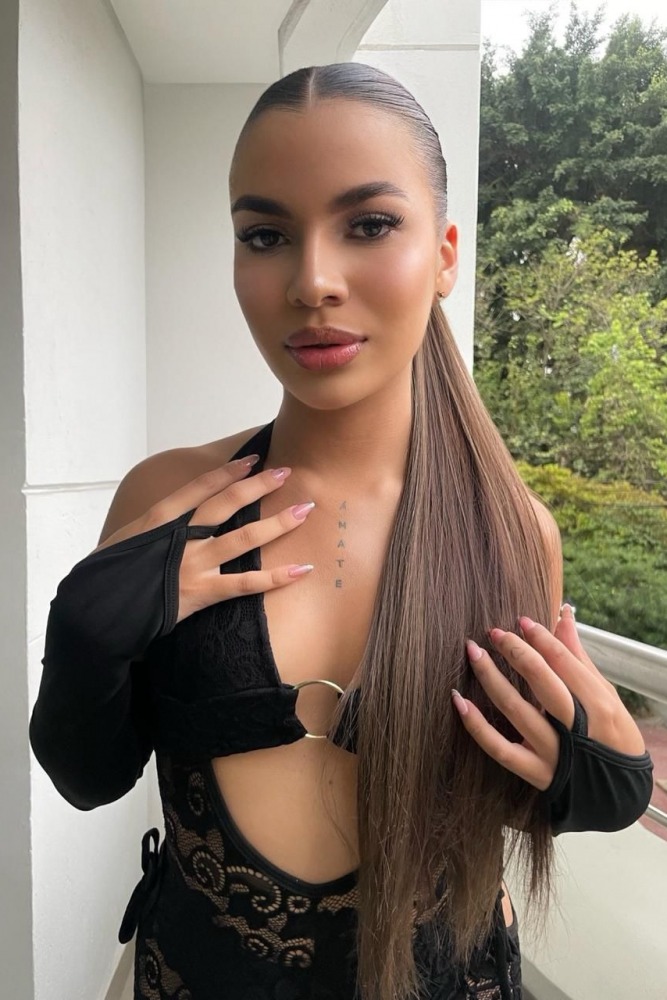 Escort Rebeca - Ibizahoney - escort posado natural - Belleza joven latina en villa privada (zon... - en Ibiza 3