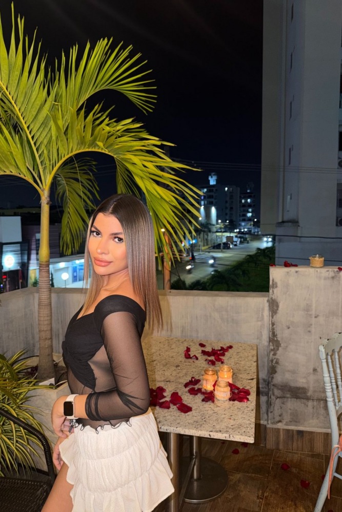 Escort Rebeca - Ibizahoney - escort retrato elegante - Belleza joven latina en villa privada (zon... - en Ibiza 9