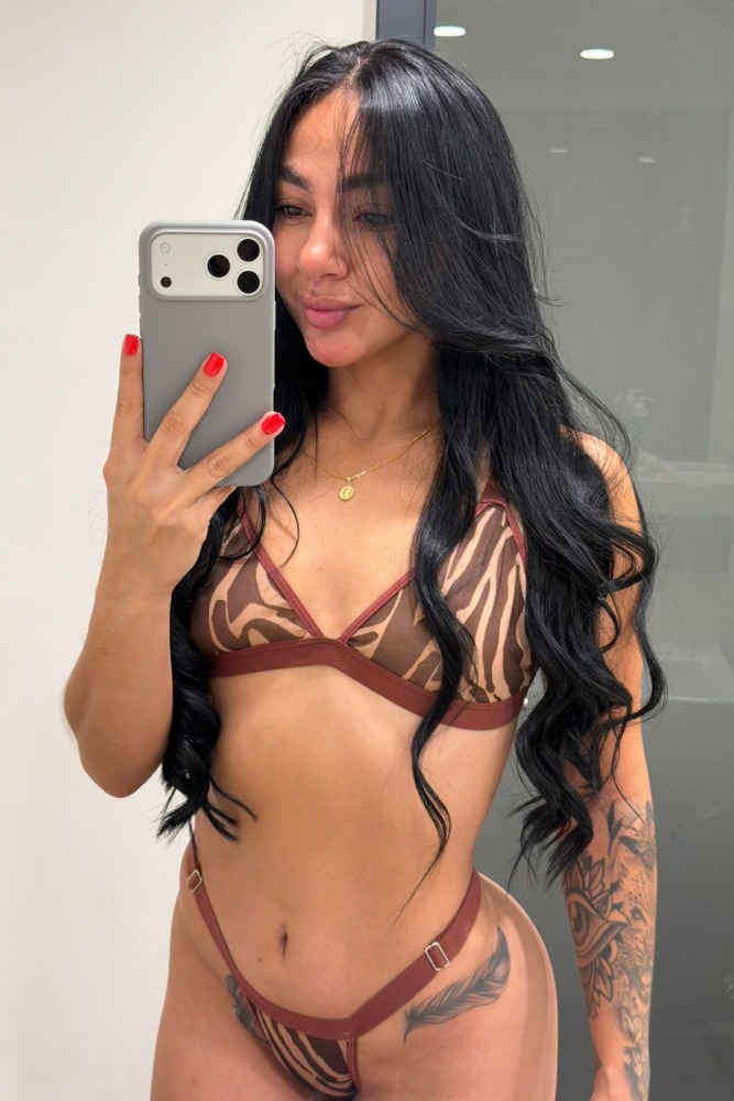 Escort Kenny - Ibizahoney - callgirl sensual look - Beautiful young Colombian available in Ibi... - in Ibiza 2