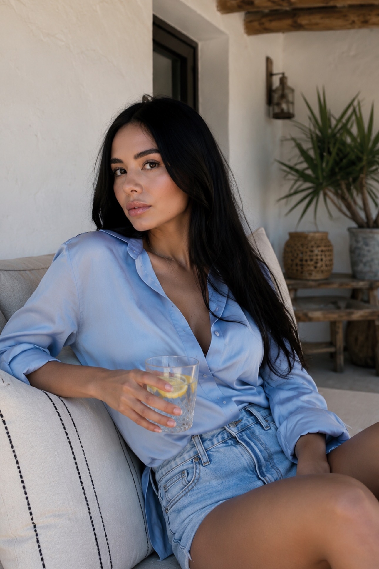 Escort Anabella - Ibizahoney - escort natural pose - Latina for meetings in Marina Botafoch - in Ibiza 3