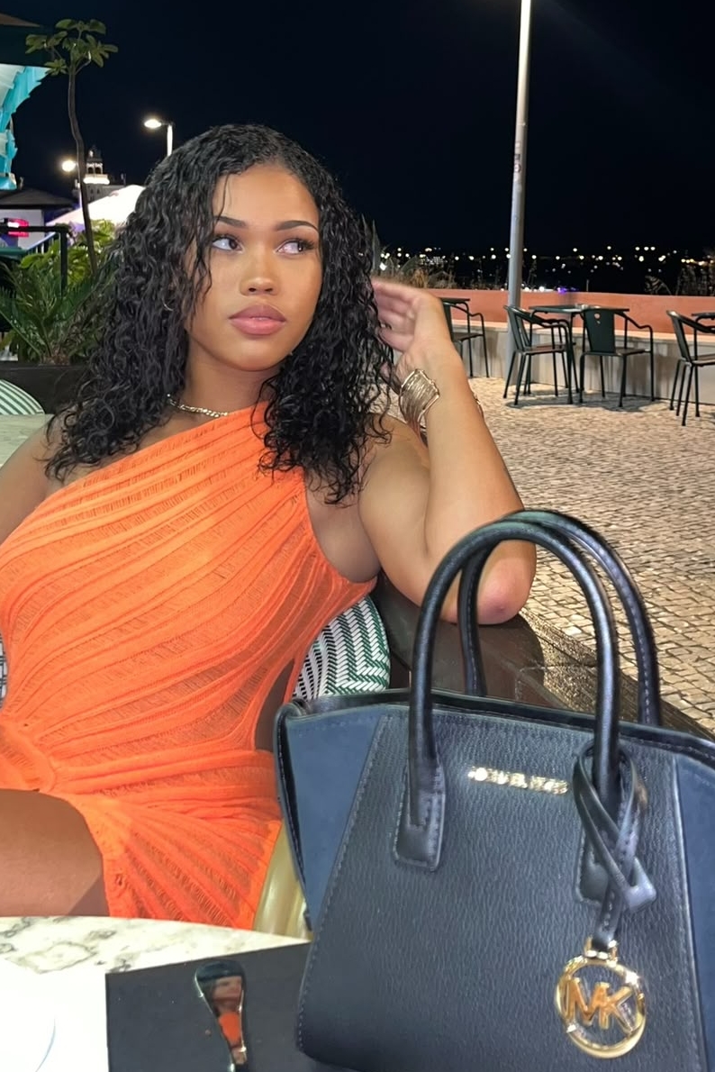 Escort Kim - Ibizahoney - escort gallery image - This sensual girl with more friends awaits... - in Ibiza 5