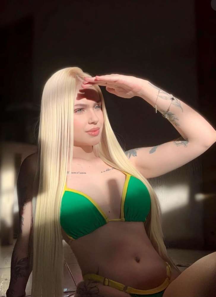 Escort Kimberly - Ibizahoney - escort posado natural - Rubia hermosa brasileña en Playa den Bossa - en Ibiza 3