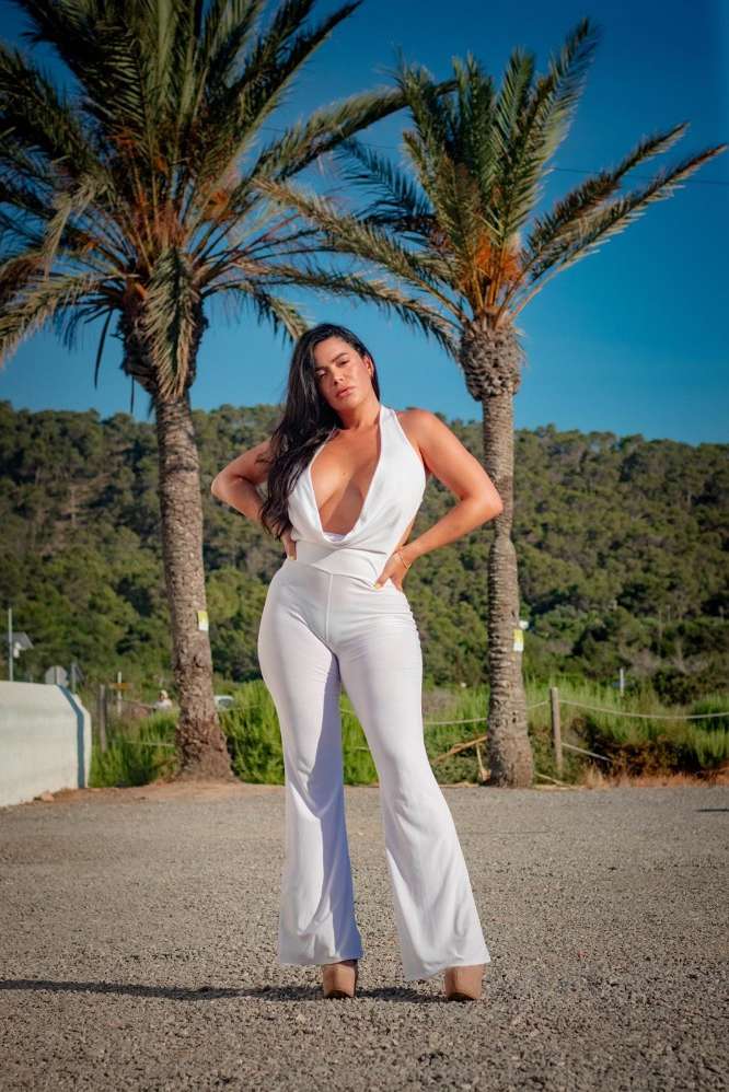 Escort Victoria - Ibizahoney - escort imagen de galeria - Venezolana exuberante con fotos reales en... - en Ibiza 5