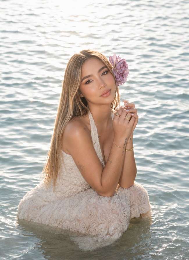 Escort Barbie - Ibizahoney - callgirl perfil fotografico - Rubia latina muy sensual en la zona de Can... - en Ibiza 6