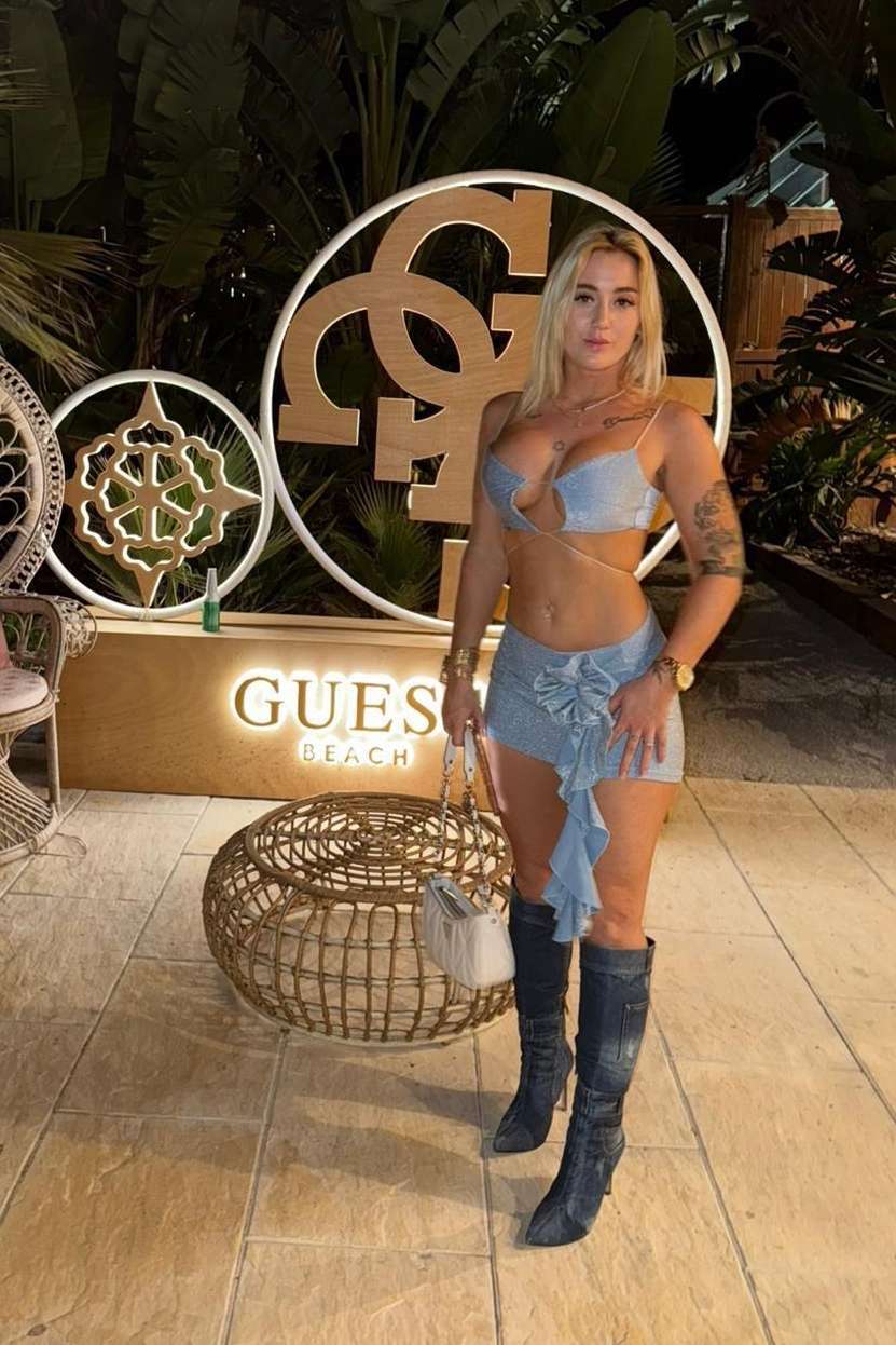 Escort Cloe - Ibizahoney - escort retrato elegante - Bonita chica rubia española para citas en... - en Ibiza 1