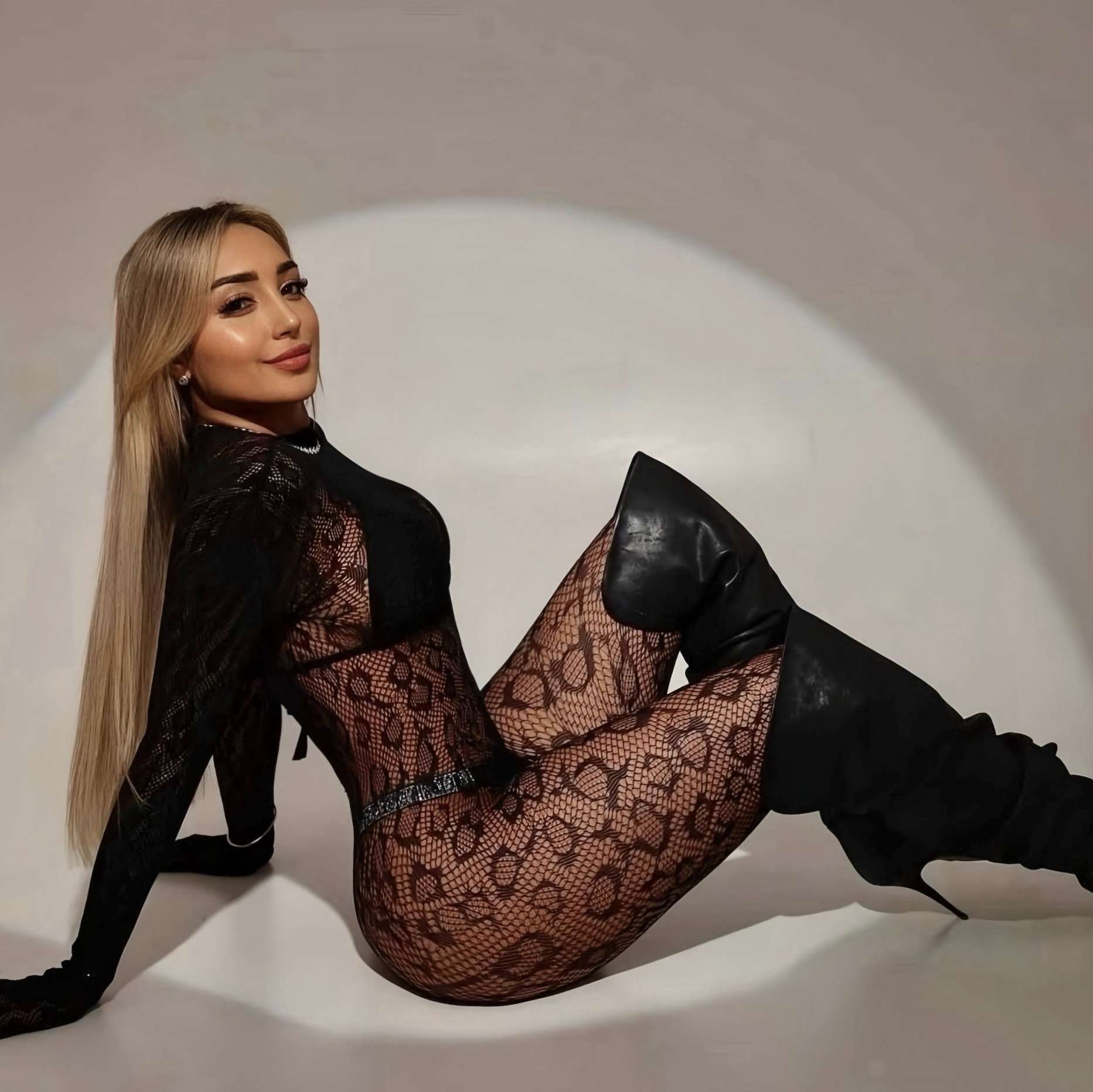 Escort Megan - Ibizahoney - escort retrato elegante - Independiente / Rubia colombiana / Playa d... - en Ibiza 9
