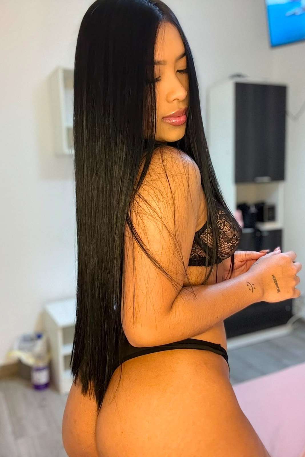 Escort Zoe - Ibizahoney - escort retrato elegante - Caribeña muy dulce en Playa den Bossa - en Ibiza 1
