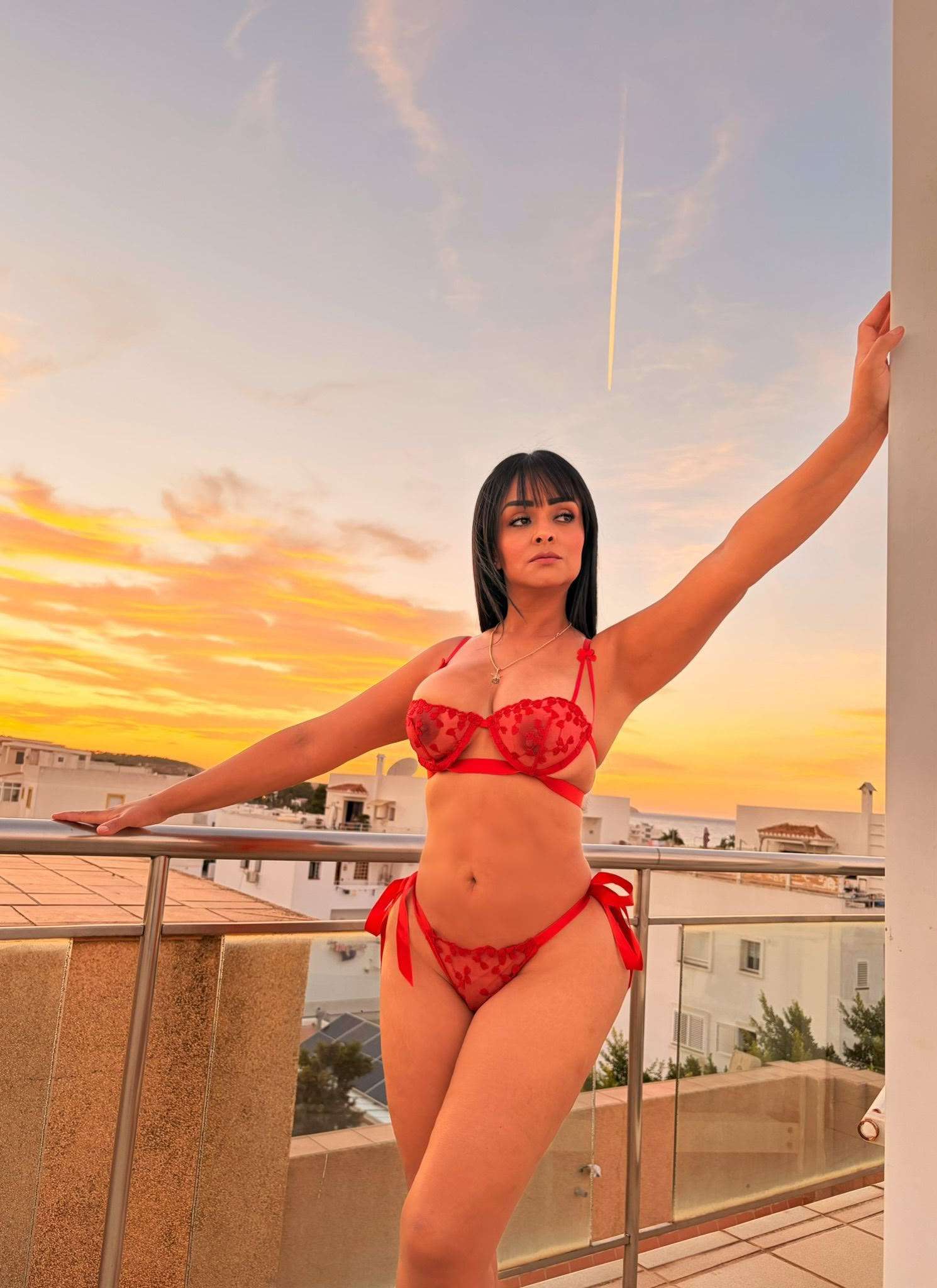 Escort Andrea - Ibizahoney - escort retrato elegante - Latina madura muy voluptuosa en San Antoni... - en Ibiza 9