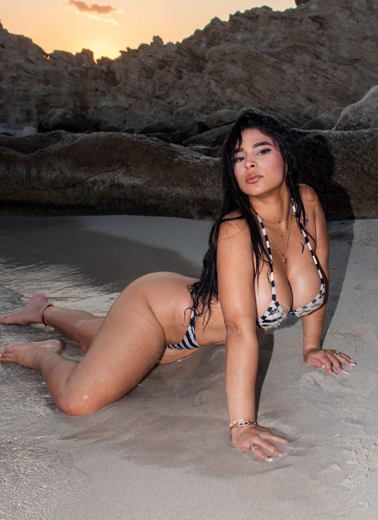 Escort Gisele - Ibizahoney - escort posado natural - Sexy tetona latina para encuentros en Play... - en Ibiza 3