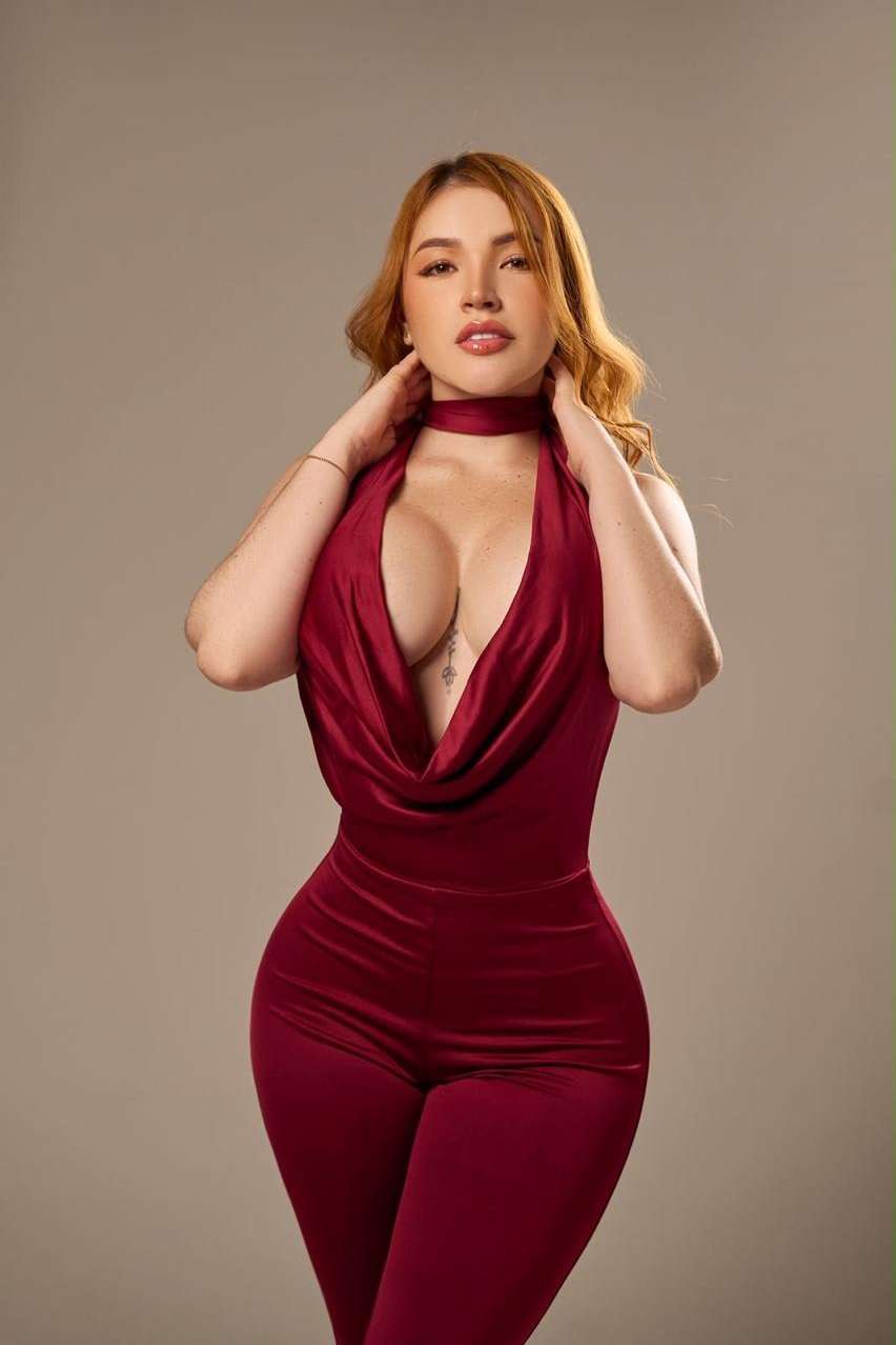 Escort Julieth - Ibizahoney - escort imagen de galeria - Latina pelirroja para citas en Playa den B... - en Ibiza 5