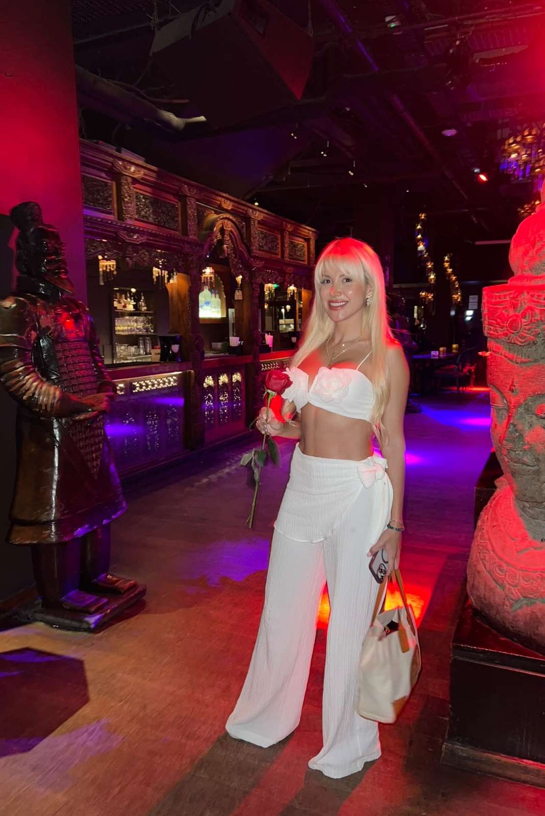 Escort Brenda - Ibizahoney - escort featured photo - Petite and sensual Latina blonde on the is... - in Ibiza 7
