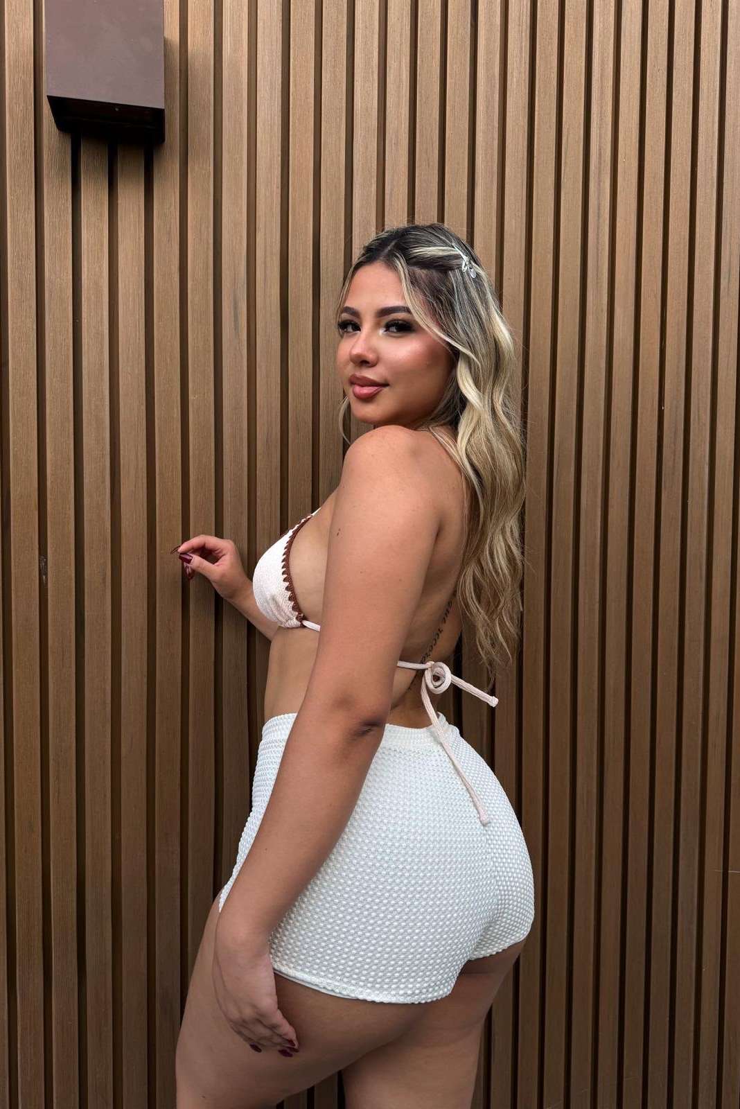 Escort Nahomi - Ibizahoney - escort natural pose - Sensual chubby blonde at Playa den Bossa - in Ibiza 3