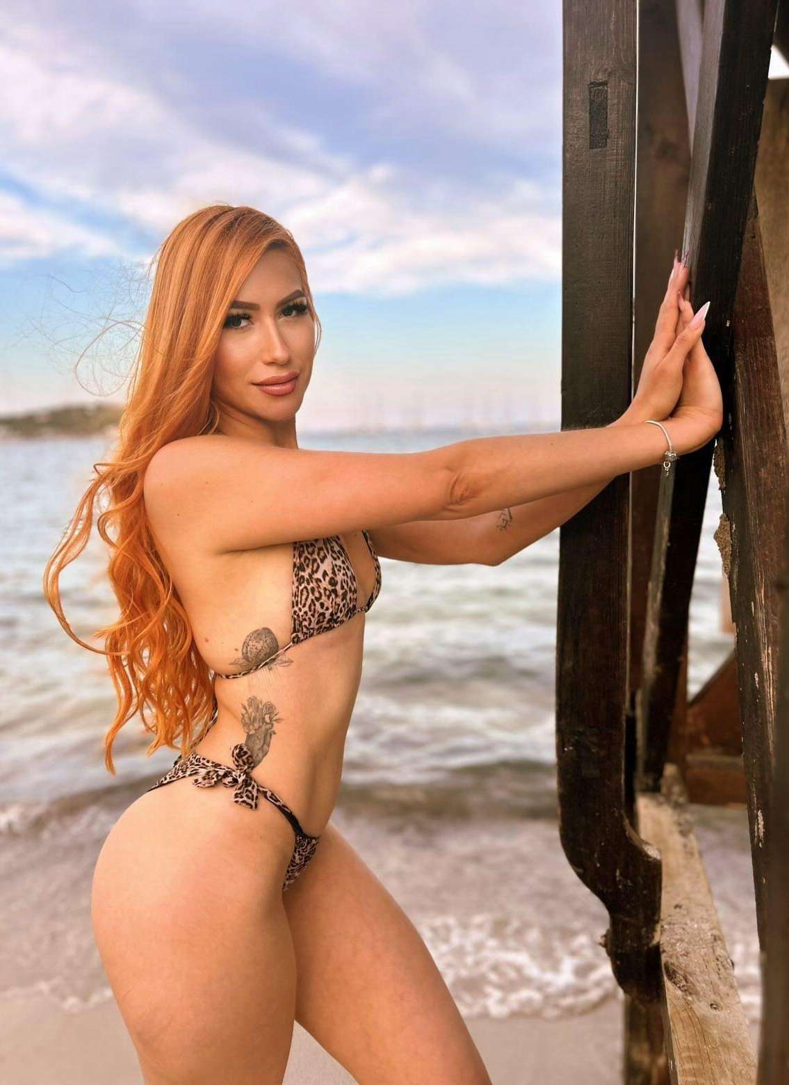 Escort Antonella - Ibizahoney - escort posado natural - Venezolana pelirroja en Playa den Bossa - en Ibiza 3