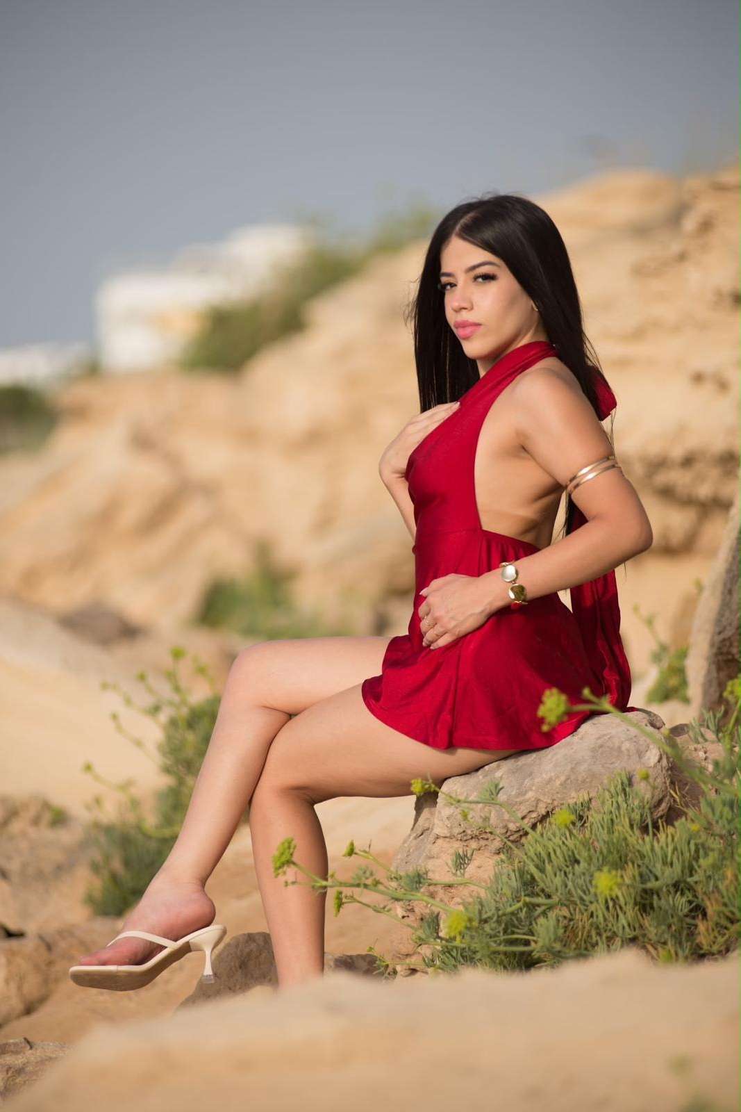 Escort Nicole - Ibizahoney - escort elegant portrait - Brunette Venezuelan in Ibiza - in Ibiza 9
