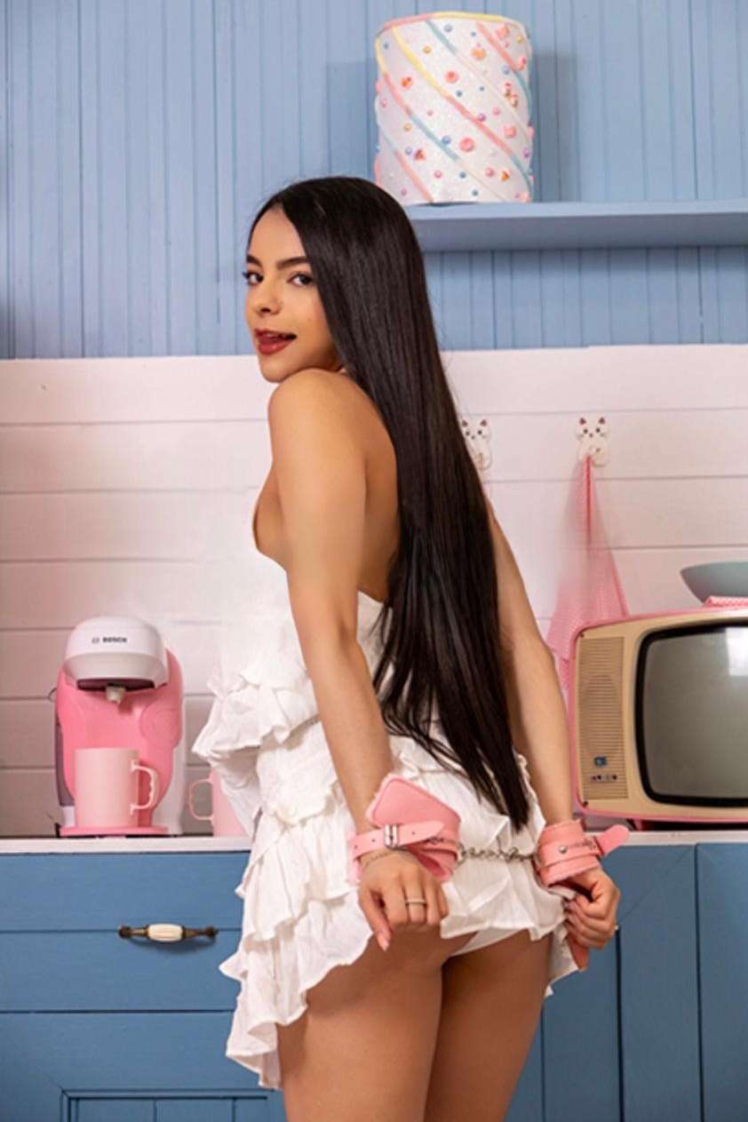 Escort Tamara - Ibizahoney - callgirl sensual look - 20-year-old Colombian to meet in Playa den... - in Ibiza 2