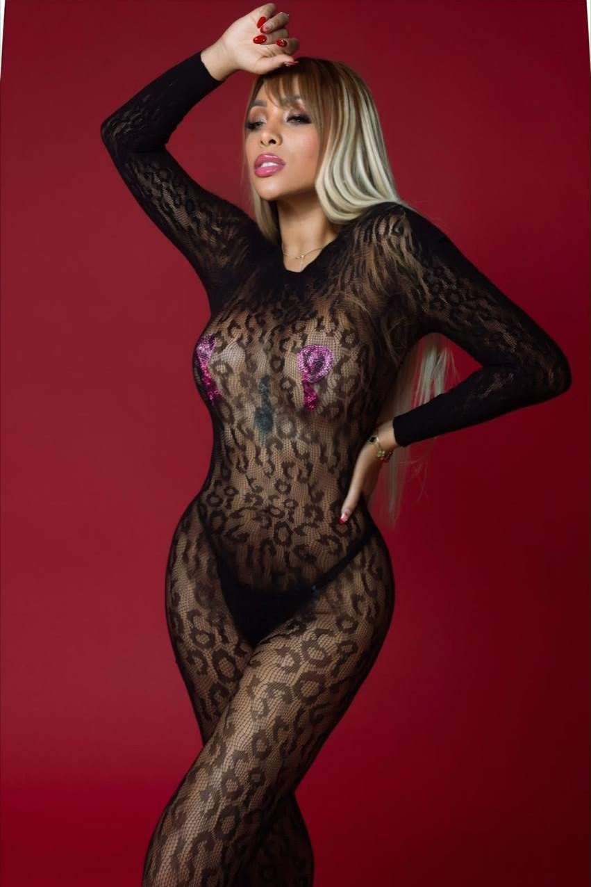 Escort Leopardo - Ibizahoney - escort foto destacada - Morena colombiana hermosa en Figueretas - en Ibiza 7