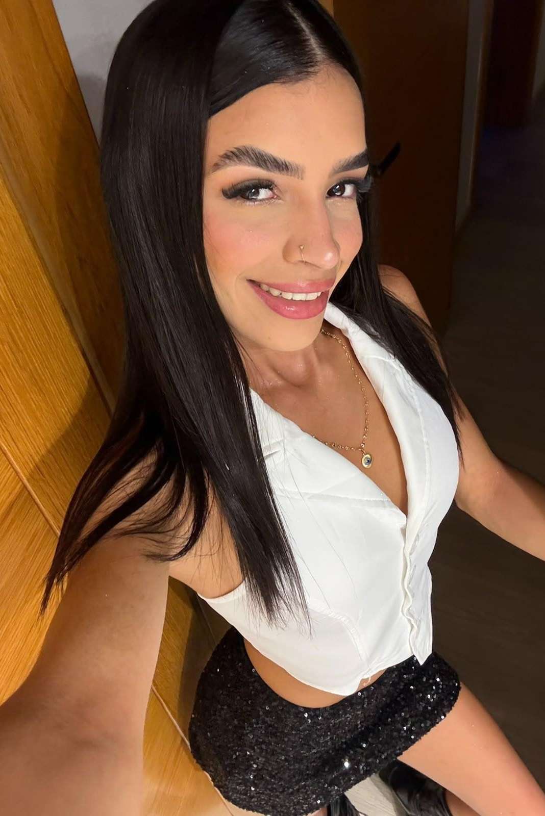 Escort Miranda - Ibizahoney - escort elegant portrait - Venezuelan Latina to enjoy in Ibiza (San A... - in Ibiza 1