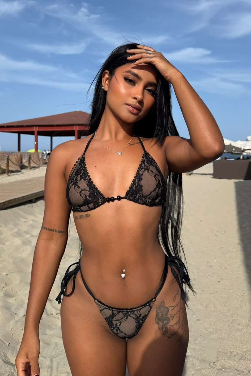 Escort Daniela - Ibizahoney - escort retrato elegante - Peruana sensual en Playa den Bossa - en Ibiza 1