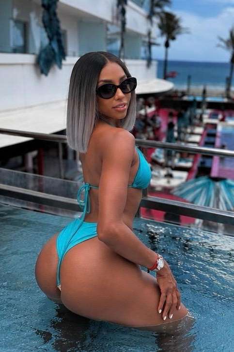 Escort Venecia - Ibizahoney - callgirl estilo latino - Independiente / Mulata colombiana / Playa... - en Ibiza 4