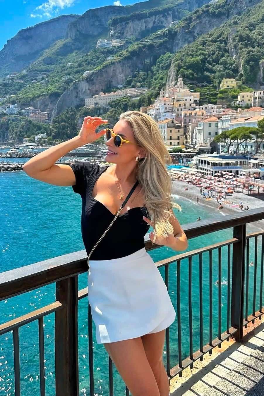 Escort Chloe - Ibizahoney - callgirl perfil fotografico - Bonita chica latina rubia con carita preci... - en Ibiza 6