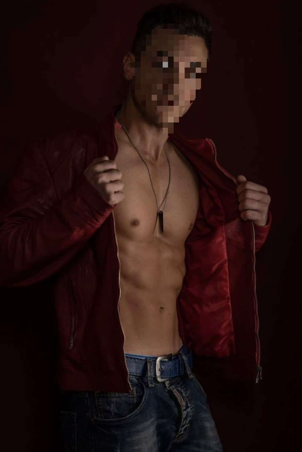 Escort Alessandro - Ibizahoney - escort natural pose - Athletic man from Italy for dates in Ibiza - in Ibiza 3