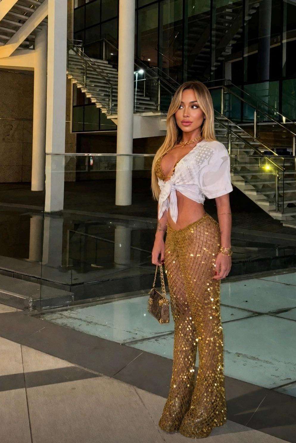 Escort Alessia - Ibizahoney - escort elegant portrait - Independent / Blonde Colombian / Only Outc... - in Ibiza 1
