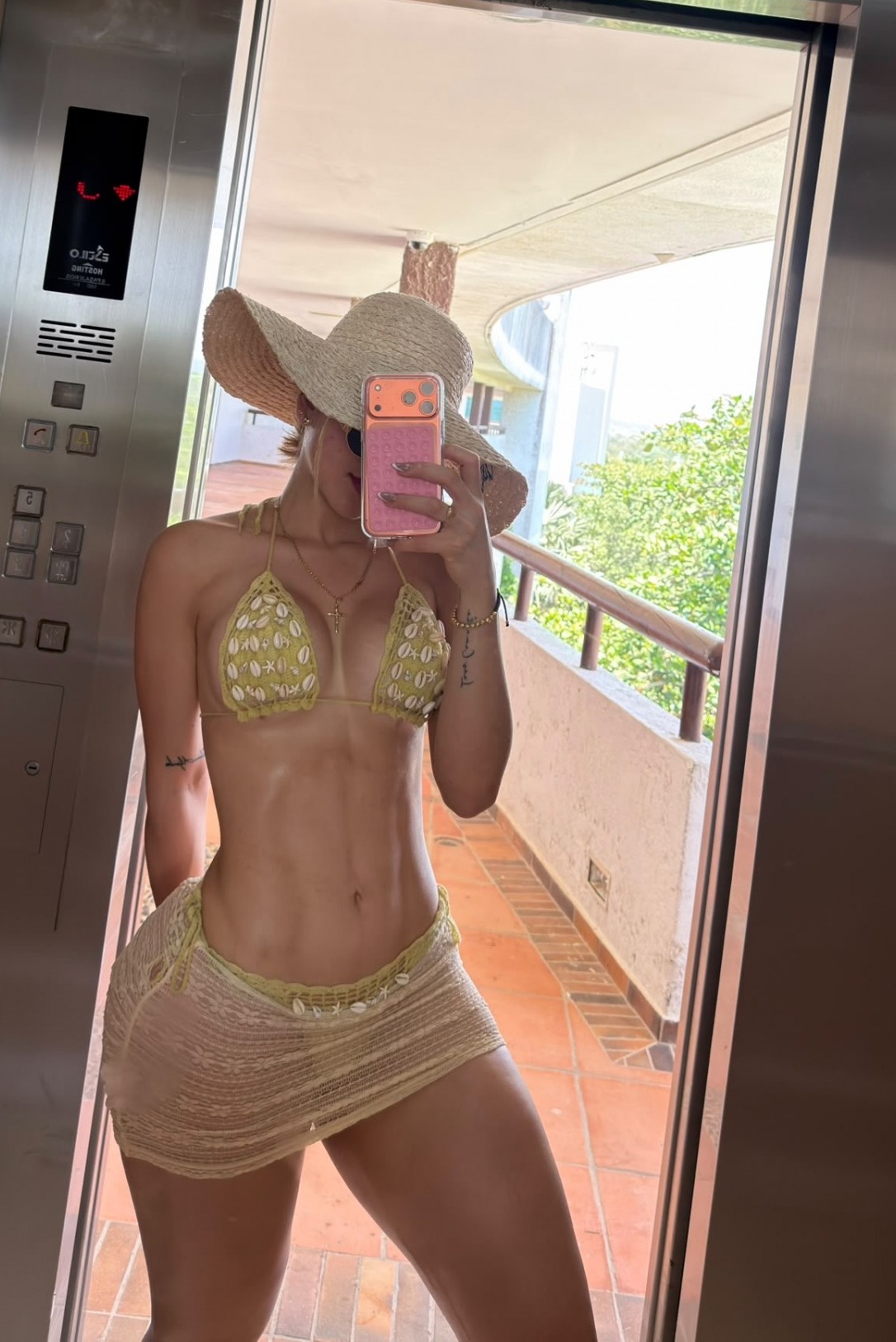 Escort Tiffany - Ibizahoney - callgirl estilo latino - Independiente / Rubia venezolana / Figuere... - en Ibiza 4