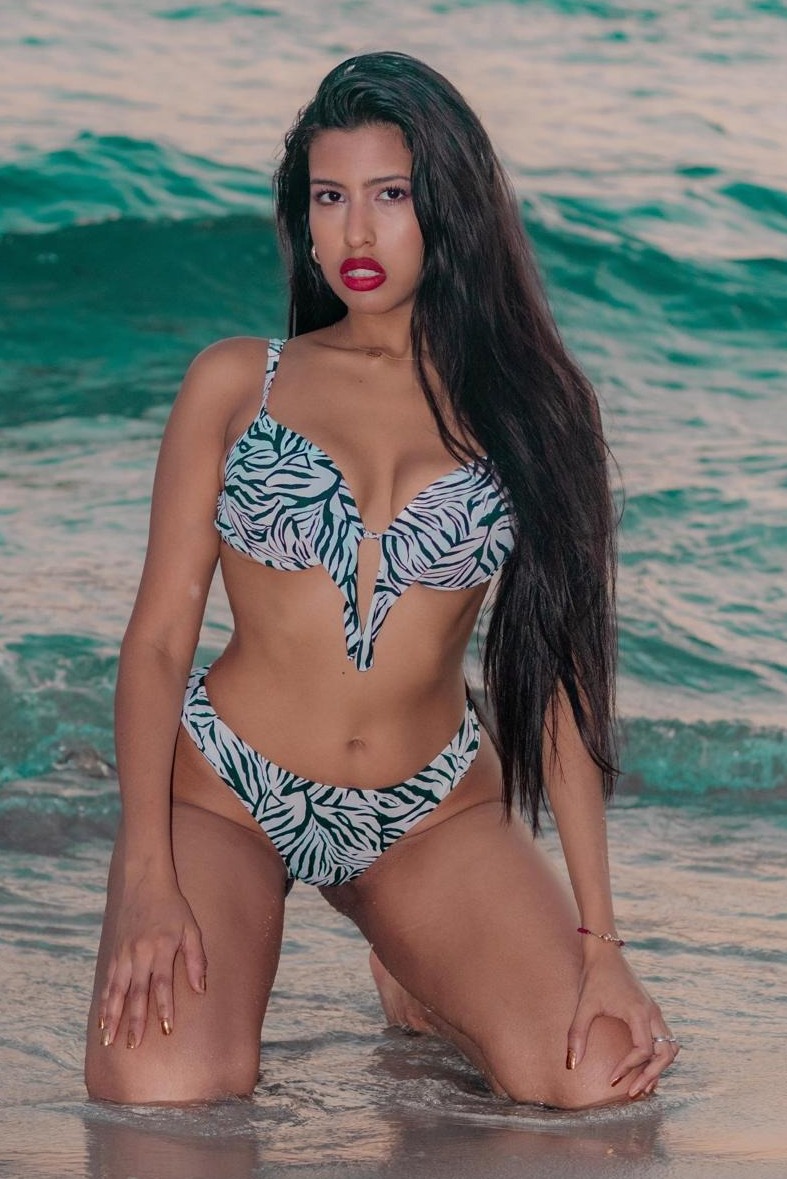 Escort Miladys - Ibizahoney - callgirl perfil fotografico - Venezolana joven atractiva para citas en P... - en Ibiza 6