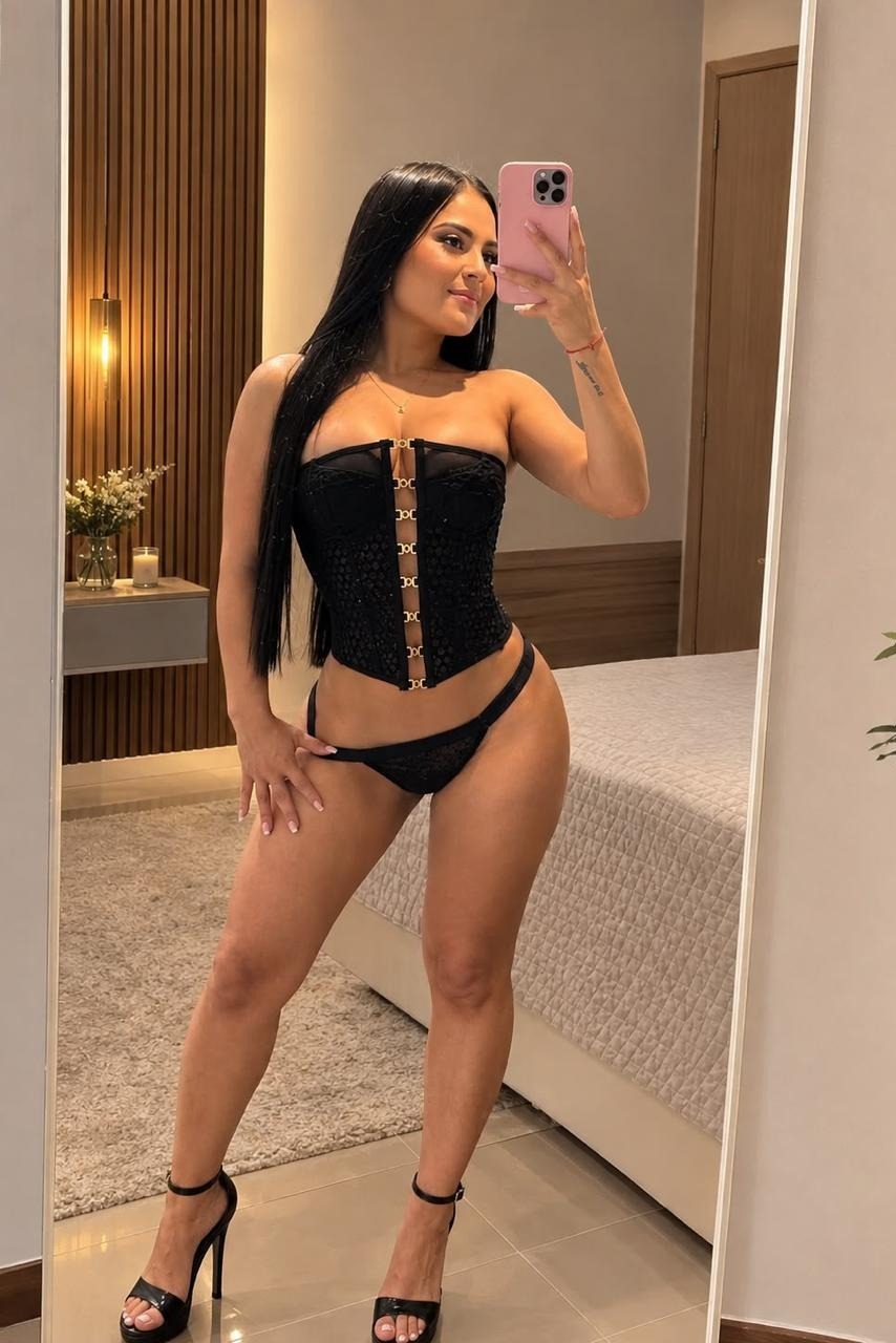 Escort Antonella - Ibizahoney - callgirl latin style - Independent / Petite sexy Colombian / Play... - in Ibiza 4