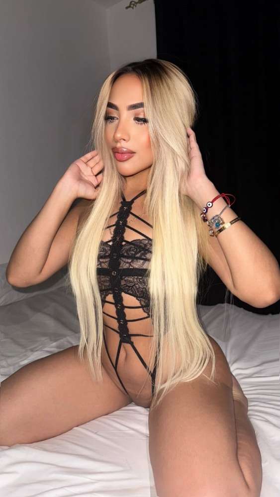 Escort Zoe - Ibizahoney - callgirl latin style - Blonde Colombian with a very sensual mouth... - in Ibiza 4