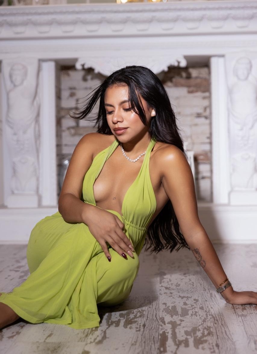 Escort Missy - Ibizahoney - escort retrato elegante - Independiente / Mexicana morena / Playa de... - en Ibiza 1