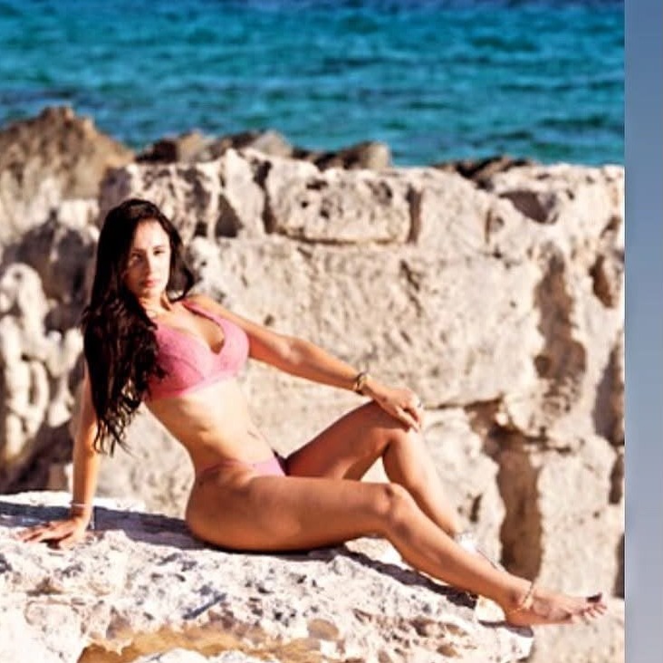 Escort Camila - Ibizahoney - escort retrato elegante - Latina alta bellísima para citas en Playa... - en Ibiza 9