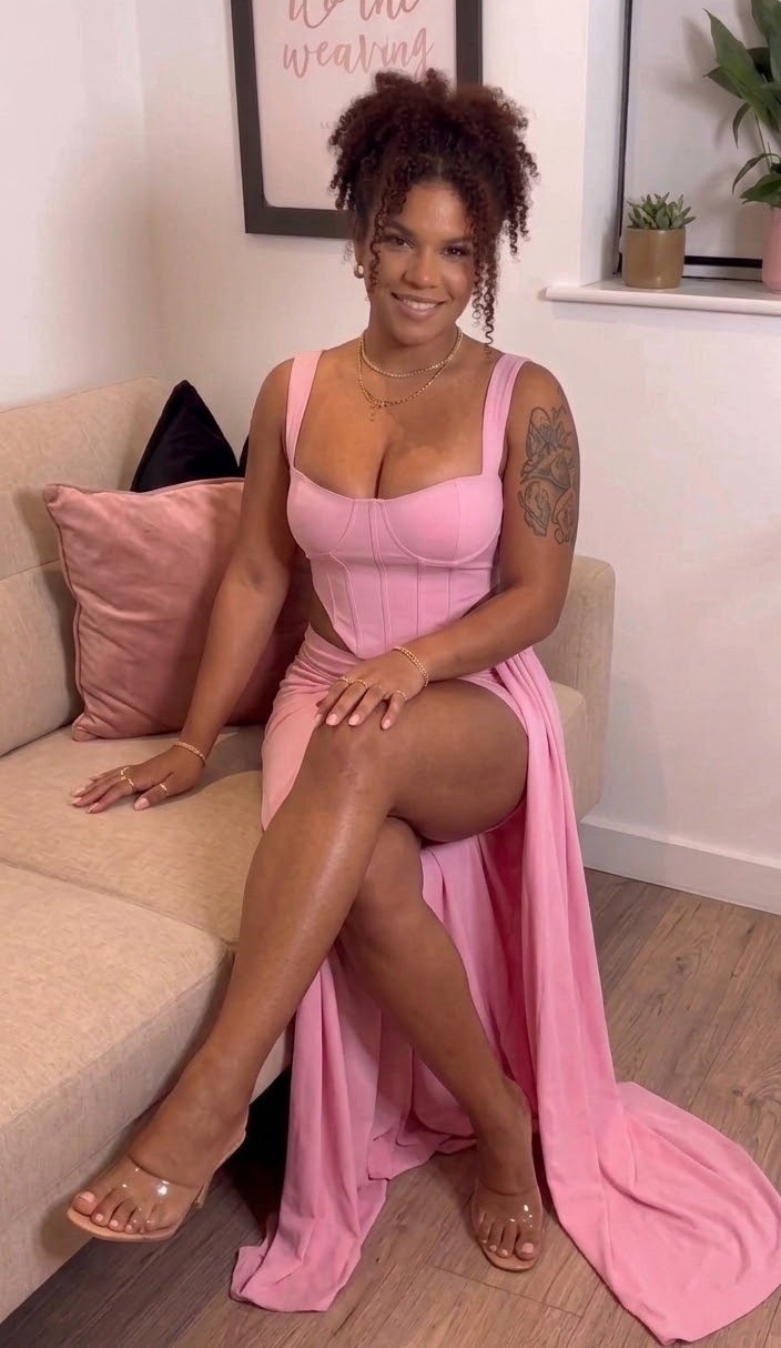 Escort Dulce - Ibizahoney - escort elegant portrait - Independent / Tall Colombian black sexy gi... - in Ibiza 1