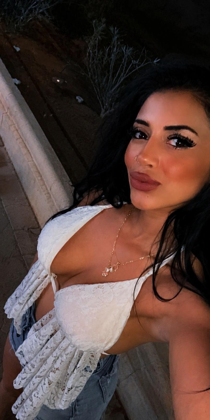 Escort Safy - Ibizahoney - escort natural pose - Beautiful Arab brunette girl for classy da... - in Ibiza 3