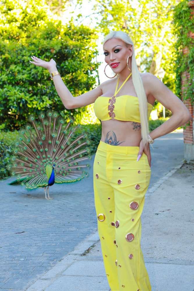 Escort Nina - Ibizahoney - 